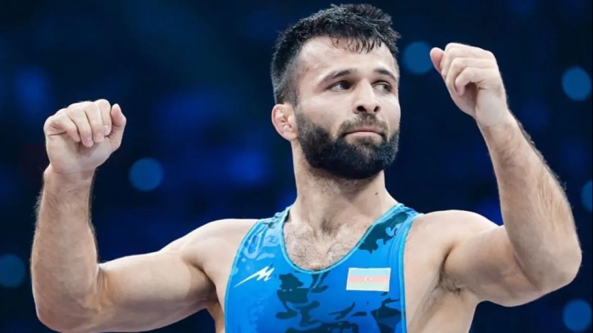 Eldəniz Əzizli beşqat dünya çempionu oldu Eldəniz Əzizli beşqat dünya çempionu oldu