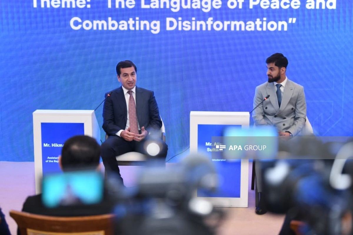Hikmət Hacıyev: Süni intellekt və sosial medialar real həqiqətin tapılmasını çətinləşdirir Hikmət Hacıyev: Süni intellekt və sosial medialar real həqiqətin tapılmasını çətinləşdirir