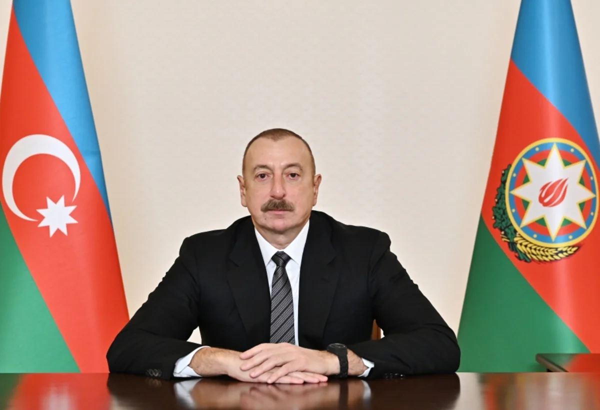 İlham Əliyev: Korrupsiya dövlət təsisatlarına ictimai etimadı sarsıdan, iqtisadi inkişafa xələl gətirən cinayətdir İlham Əliyev: Korrupsiya dövlət təsisatlarına ictimai etimadı sarsıdan, iqtisadi inkişafa xələl gətirən cinayətdir