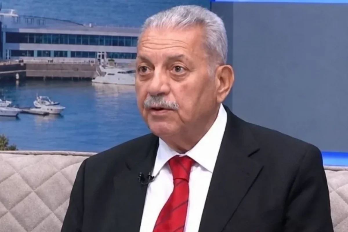 "Bu, atamın vəsiyyətidir, hörmətlə yanaşın" "Bu, atamın vəsiyyətidir, hörmətlə yanaşın"