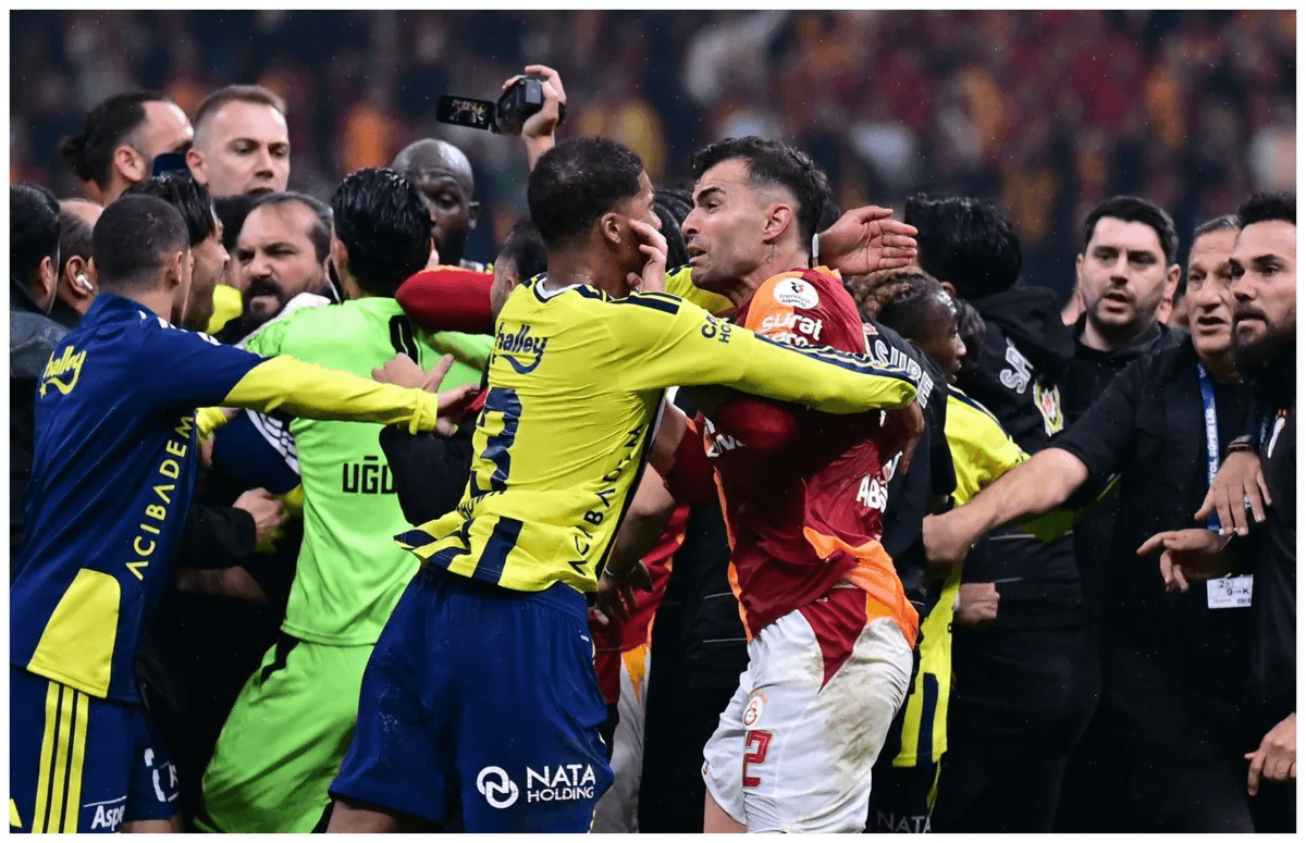TFF-dən "Fənərbağça" və "Qalatasaray"ın futbolçusuna ağır cəza TFF-dən "Fənərbağça" və "Qalatasaray"ın futbolçusuna ağır cəza
