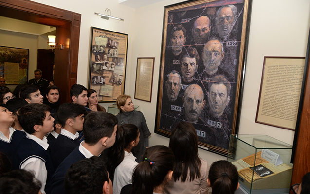 Memorial Soyqırım Muzeyinə ekskursiya Memorial Soyqırım Muzeyinə ekskursiya