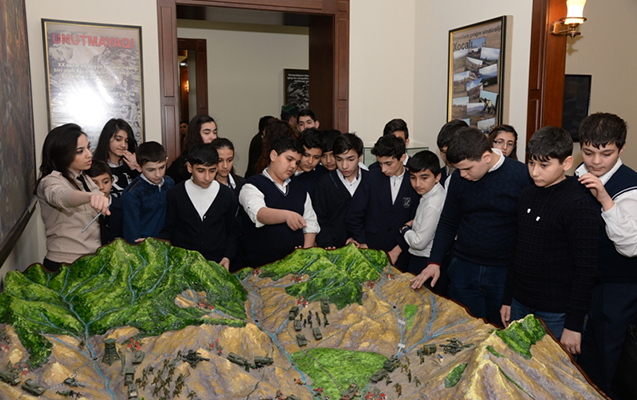 Memorial Soyqırım Muzeyinə ekskursiya Memorial Soyqırım Muzeyinə ekskursiya
