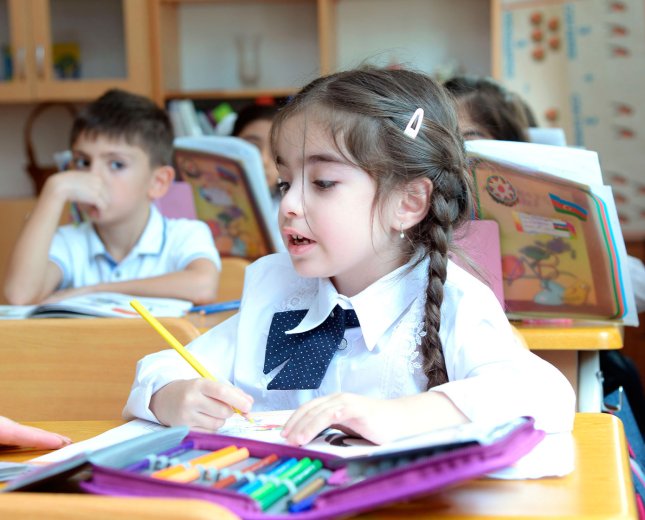 Bu gündən birinci sinfə qeydiyyat başlayır