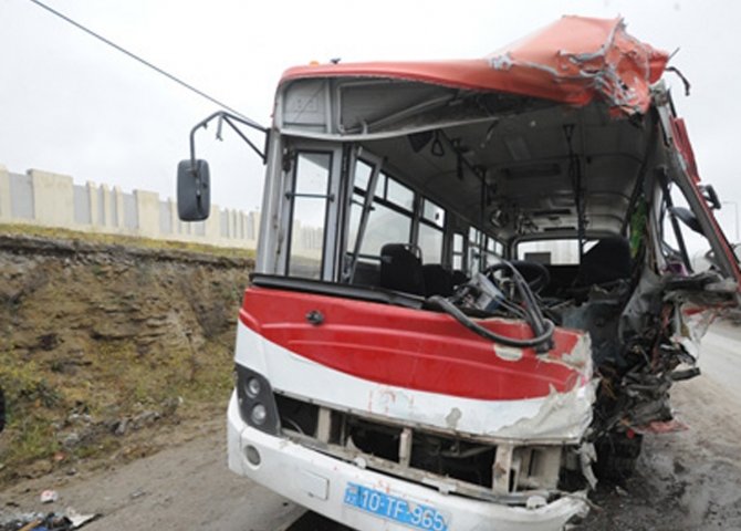 Azərbaycanda avtobus 