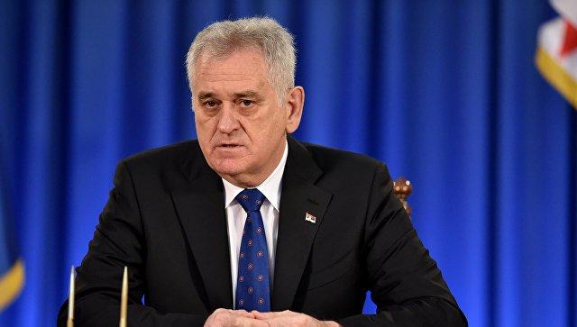 Prezident səfirimizə mükafat verib