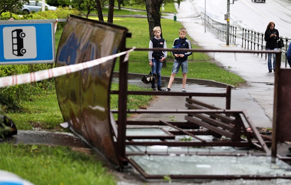 Moskvada dəhşətli qasırğa: 11 ölü, 150 yaralı