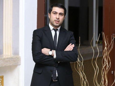 Çinlilər Namiq Qaraçuxurlunu GÖRÜN NƏ GÜNƏ QOYDULAR... - FOTO