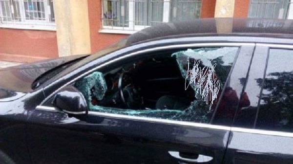 SON DƏQİQƏ! Əməkdar artistə HÜCUM: Maşınını sındırdılar, özünü... - FOTO