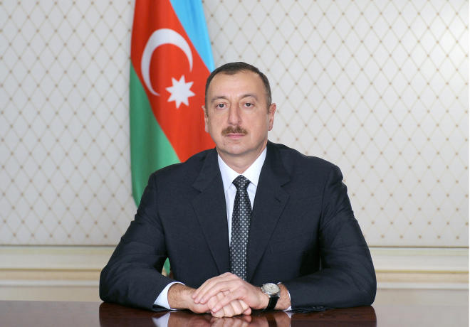 Prezident bu kənddə 23 il tək yaşayan sakini təltif etdi