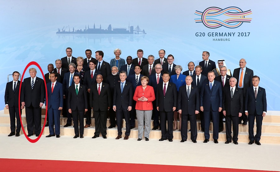 G20 zirvəsində Tramp niyə küncdə dayandı?