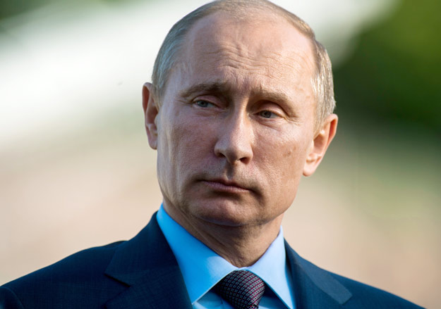 Putin hərbi xərcləri azaldır