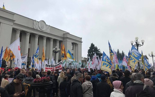Diasporamız Saakaşviliyə dəstək üçün mitinqə qatıldı (FOTO)