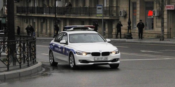 Yüzlərlə yol polisi cəzalandırılıb