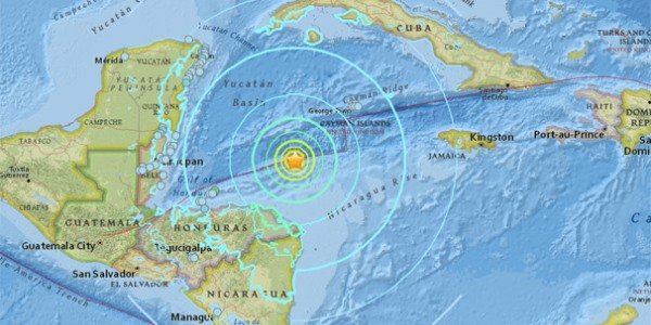 Karib dənizində 7,6 bal gücündə zəlzələ: sunami xəbərdarlığı edildi