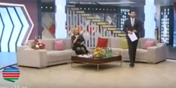 Müğənni canlı efirə elə geyimdə gəldi ki, Zaur etiraz etdi:
