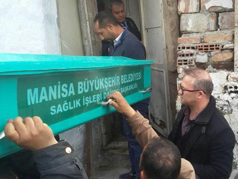 93 yaşlı kişidən dəhşətli addım - İçəri girən yaxınları ŞOKA DÜŞDÜLƏR