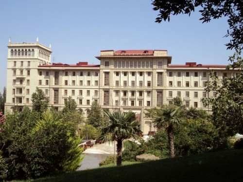 Nazirlər Kabinetinin ləğvi yenidən GÜNDƏMDƏ