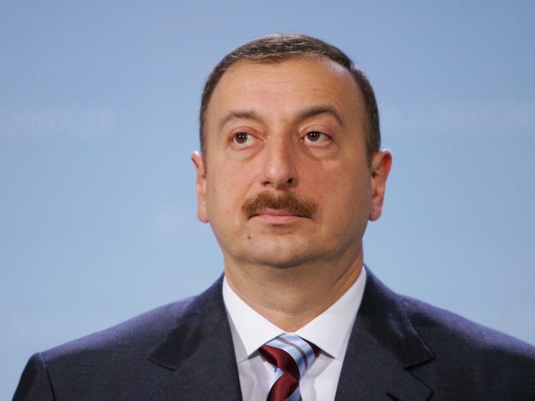 İlham Əliyev Gürcüstan prezidentinə başsağlığı verdi