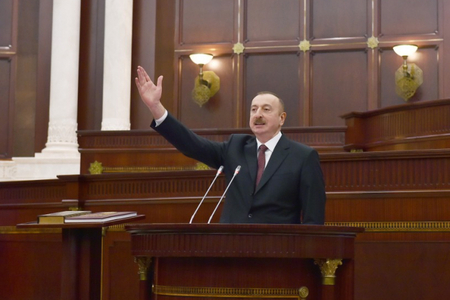 Prezident İlham Əliyev rəqiblərinə təşəkkür etdi: “Kifayət qədər sərt tənqid edirdilər...”