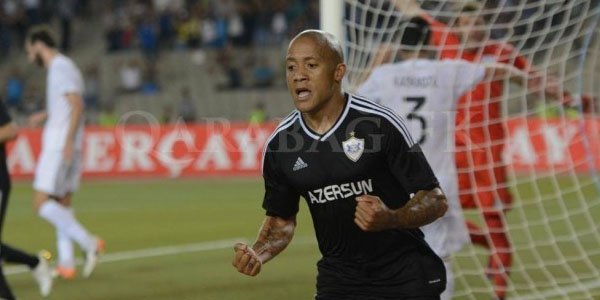 Dino Ndlovu: \