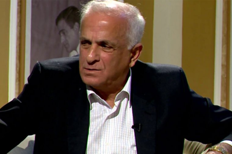 Fuad Poladovun oğlu danışdı: