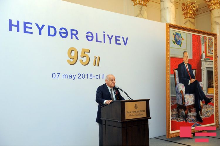 YAP Heydər Əliyevin 95 illiyi münasibətilə tədbir təşkil etdi