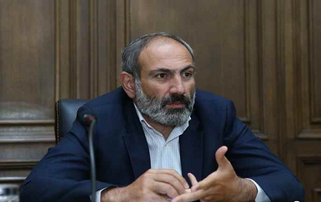 Paşinyan ilk fərmanını imzaladı