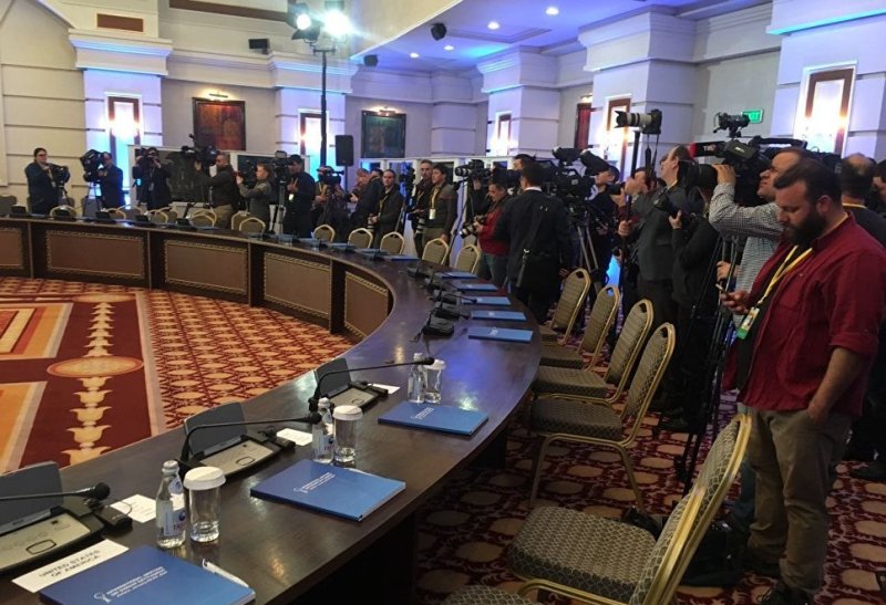 Astanada Suriyanın taleyini həll edəcək danışıqlar başladı