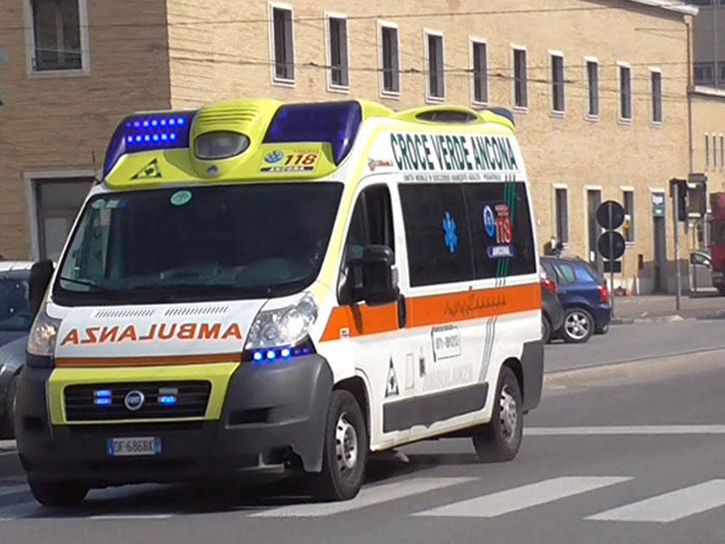 İtaliyada avtobus qəzası: 26 yaralı
