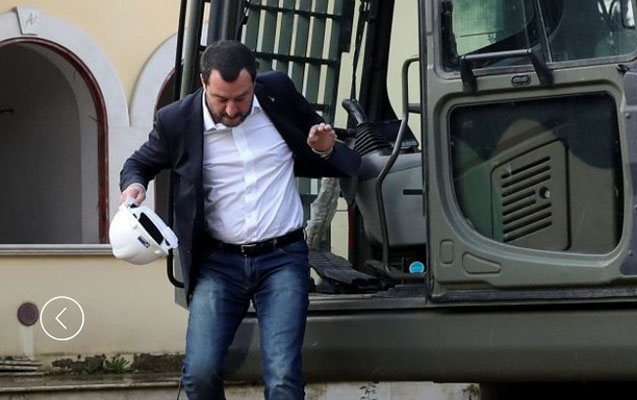 İtaliyanın DİN başçısı ekskavatorla mafiyanın villasını uçurdu - VİDEO