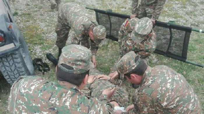 Ermənistan ordusunun bir qrup hərbçisi qarın altında qaldı - İtən var