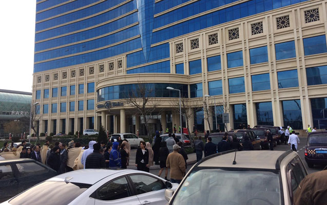 Bakıdakı “Hilton”da yanğın olub - FOTOLAR