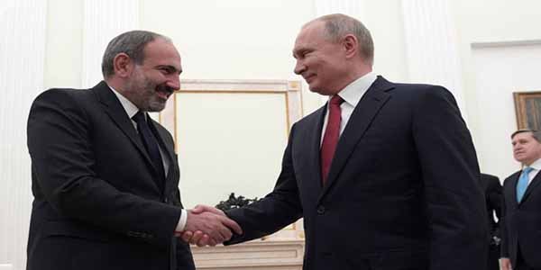 Paşinyan Putinlə zarafatlaşdı: 