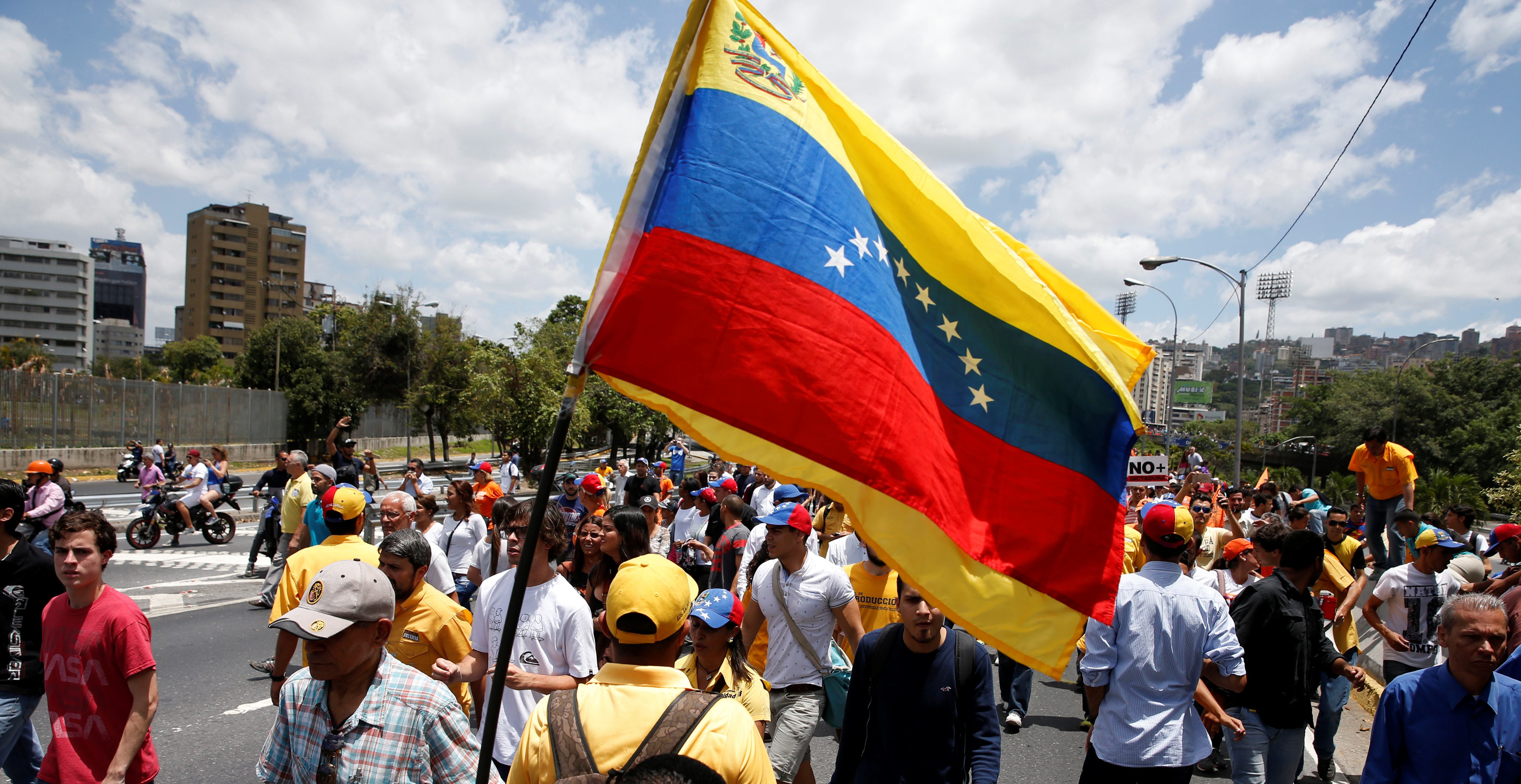 Bu ölkə Venesuela ilə diplomatik əlaqələri kəsir