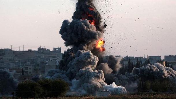 Koalisiya qüvvәlәri Deyrizoru bombaladı, 20 mülki vәtәndaş öldü  