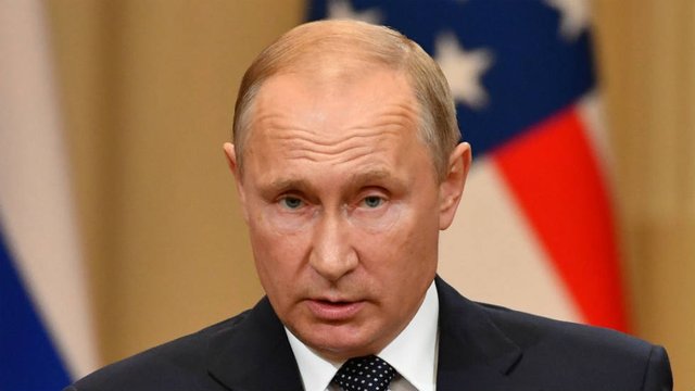 Putin Maduroya dəstək oldu