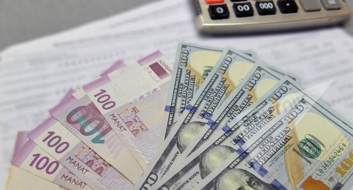 Azərbaycanda dollar 3 manata qədər bahalaşa bilər - VİDEO