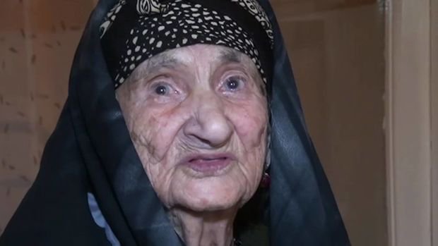 Azərbaycanın ən yaşlı sakini uzunömürlülüyün sirrini açıqladı - VİDEO