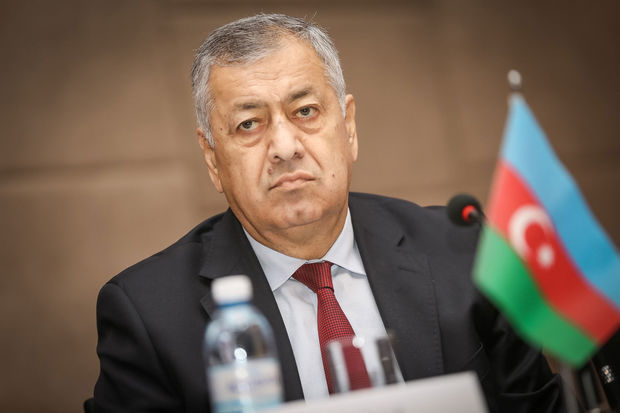Vahid Əhmədov: “Tezliklə kredit faizləri də aşağı salınacaq”