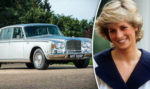 Şahzadə Diananın limuzini satışa çıxarıldı - FOTO