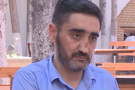Baş Redaktor Aydın Xırdalanlını Təhqir Etdi: “Bir Narkoman Öldüsə, Bir Virus Ölür” – FOTOFAKT