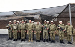 Aprel müharibəsinin ildönümü: İlham Əliyev xüsusi təyinatlıların hərbi hissəsinə getdi