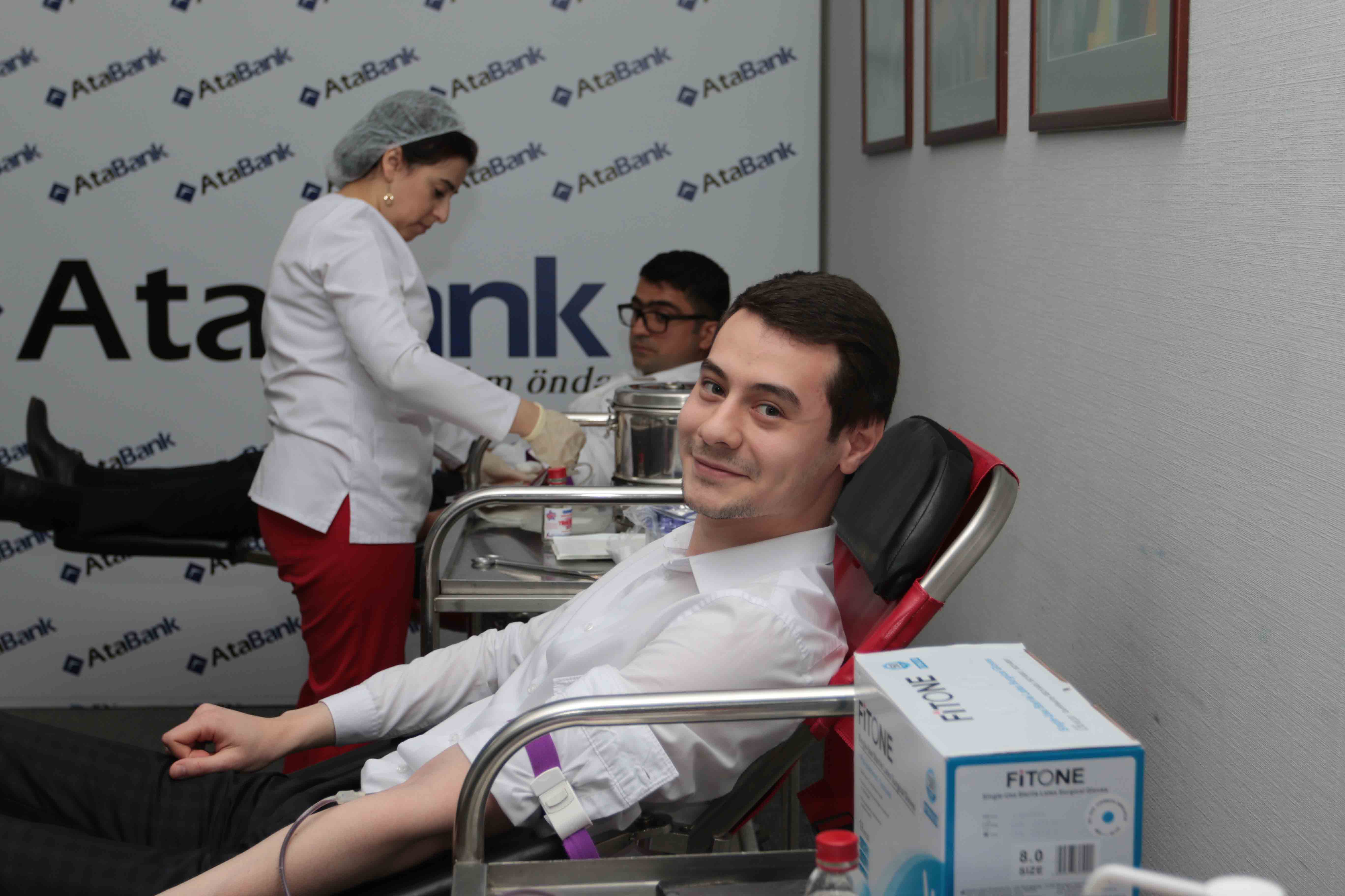AtaBank “Həyat naminə qan ver” aksiyasını keçirdi