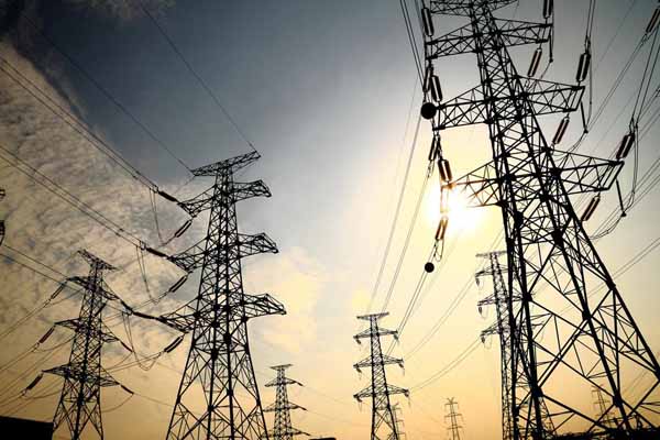 Gürcüstanda elektrik enerjisi təminatında problem yarandı