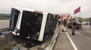 Türkiyədə sərnişin avtobusu aşdı: 2 ölü, 23 yaralı