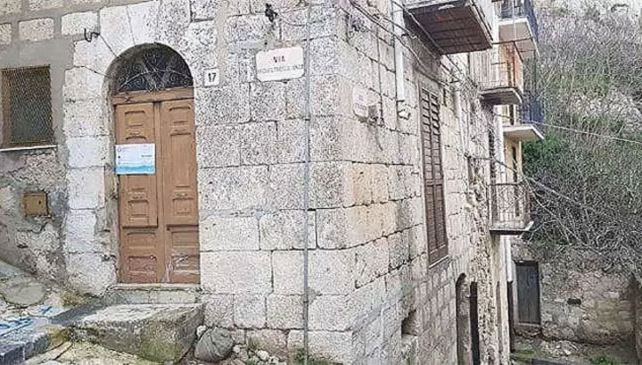 Siciliyada evlər 1 avroya satışa çıxarılıb - İNANILMAZ ŞƏRTLƏR
