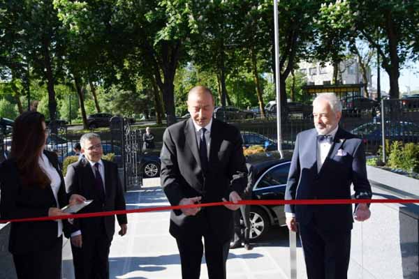 Prezident Belçikada səfirlik binasının açılışında - FOTOLAR