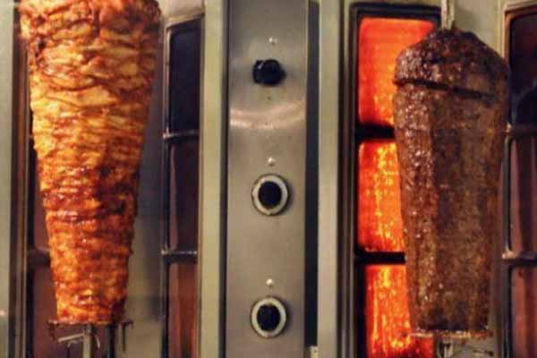 Bakıda dönərxanada zəhərlənmə: 5 nəfər xəstəxanaya yerləşdirildi