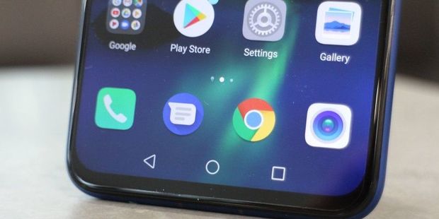 “Huawei” smartfonları “Android”lə işləməyə davam edəcək